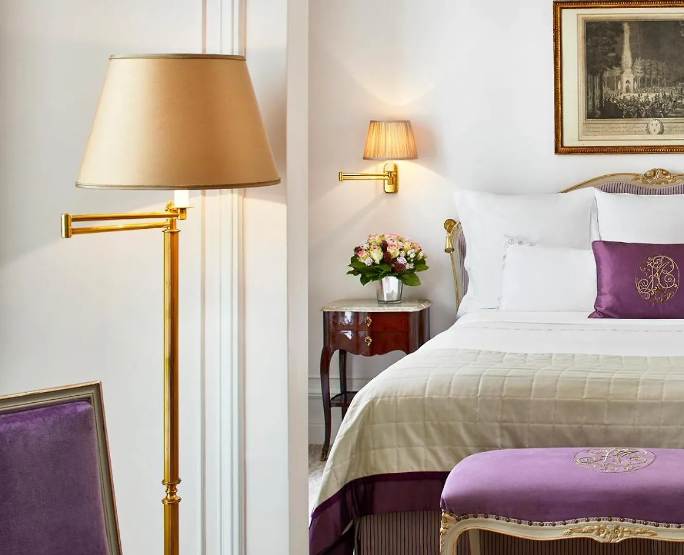 Hotel Plaza Athenee - Dorchester Collection Paris