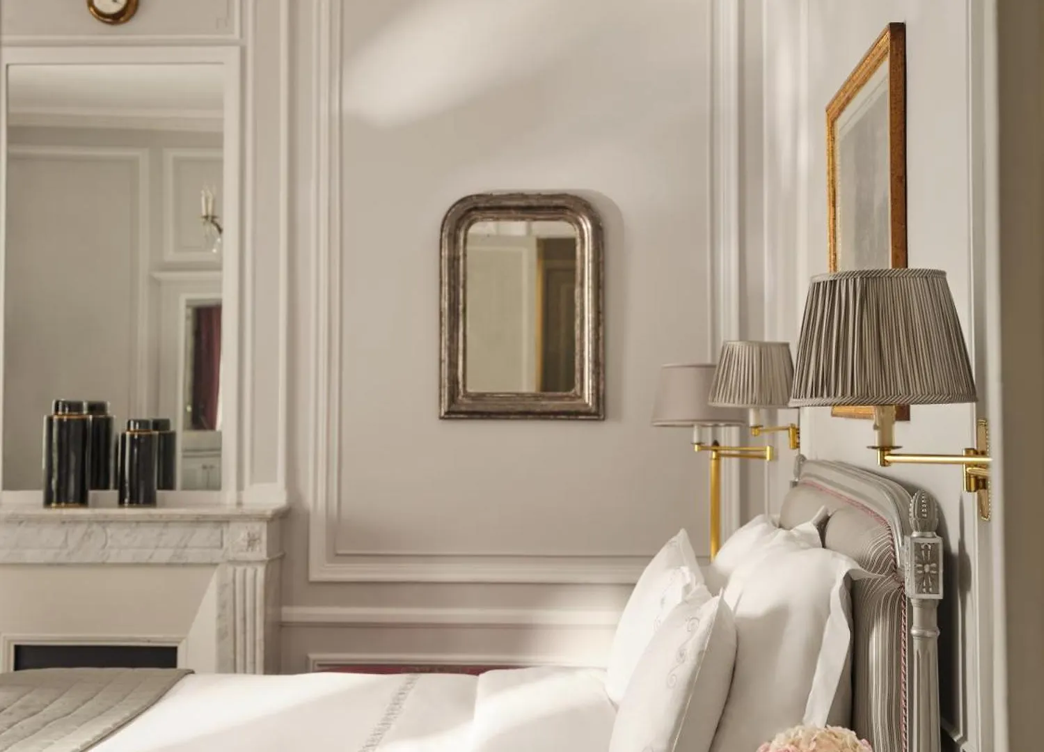 Hotel Plaza Athenee - Dorchester Collection Paris