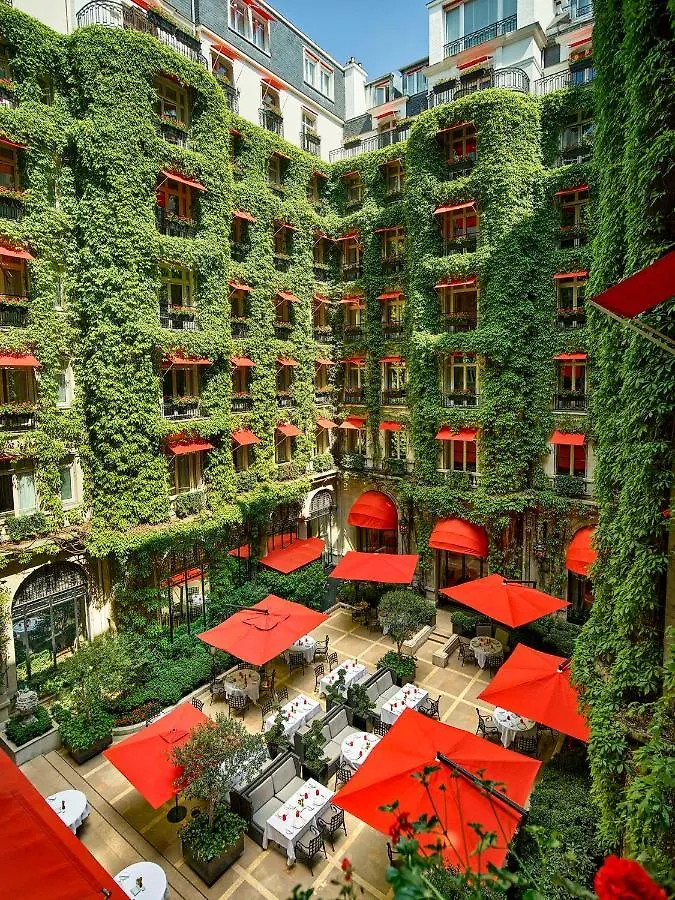 Hotel Plaza Athenee - Dorchester Collection Paříž 5*,  Francie