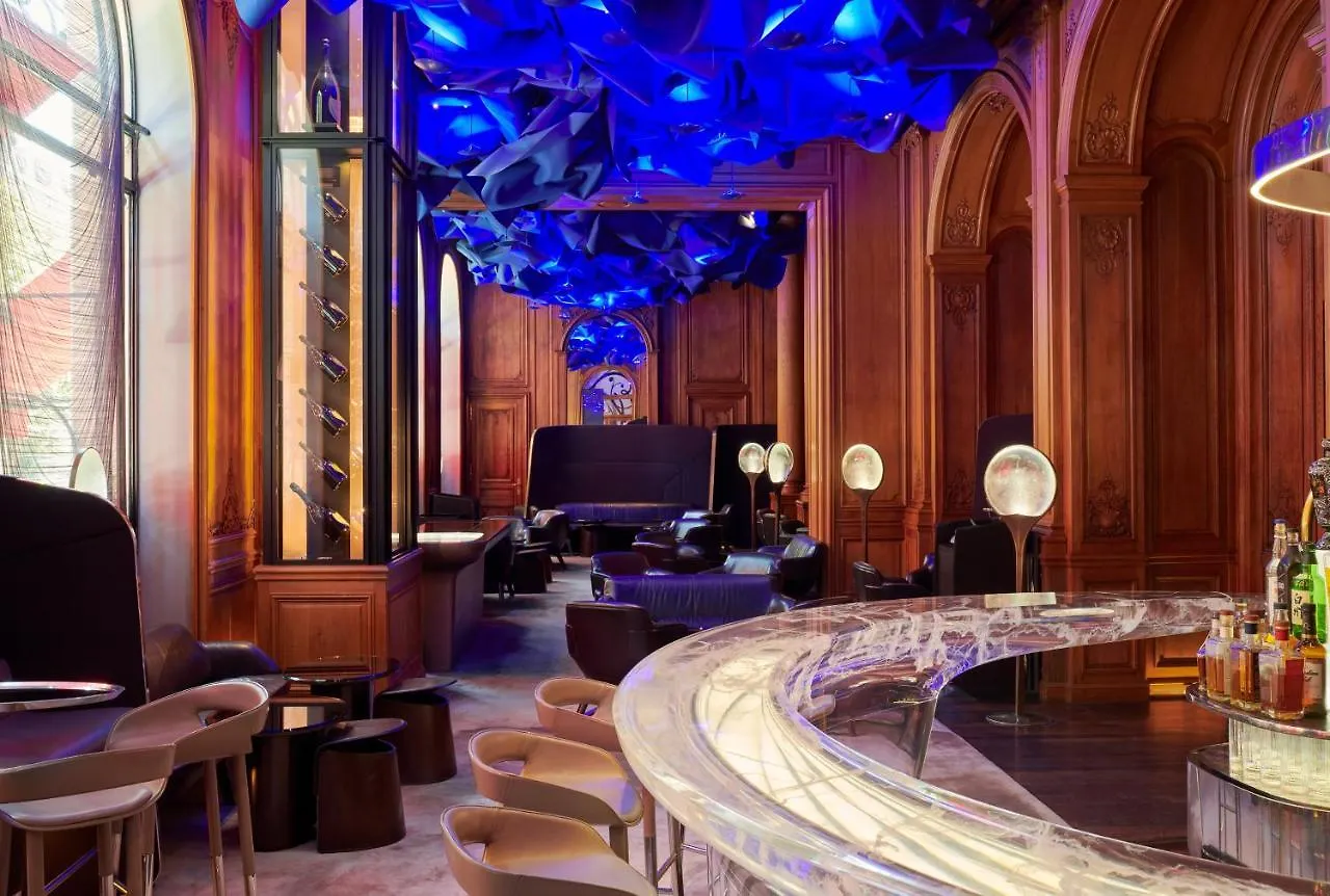 Hotel Plaza Athenee - Dorchester Collection Paříž 5*,