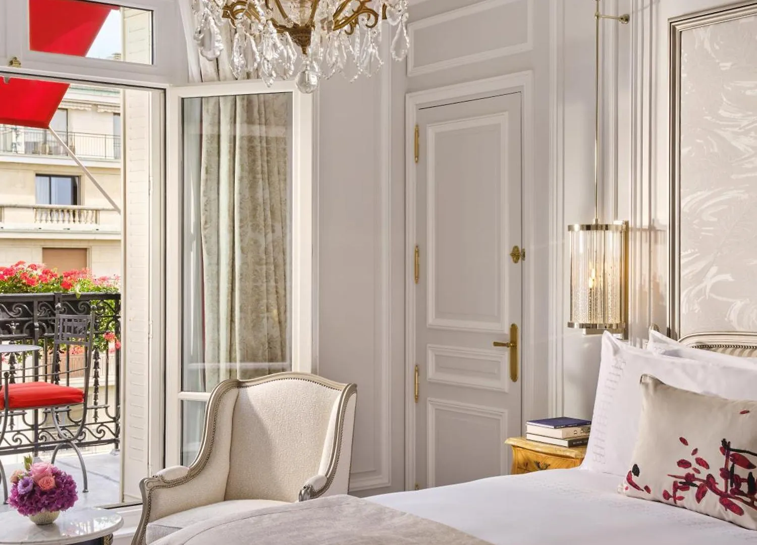 Hotel Hôtel Plaza Athénée - Dorchester Collection París