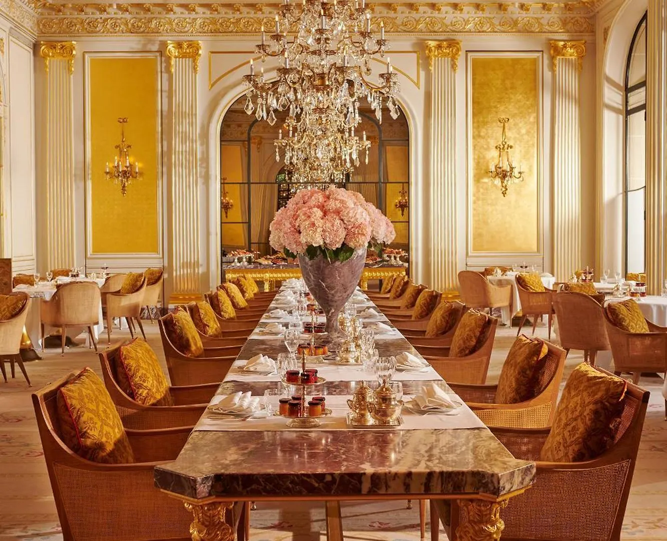 Hotel Hôtel Plaza Athénée - Dorchester Collection París