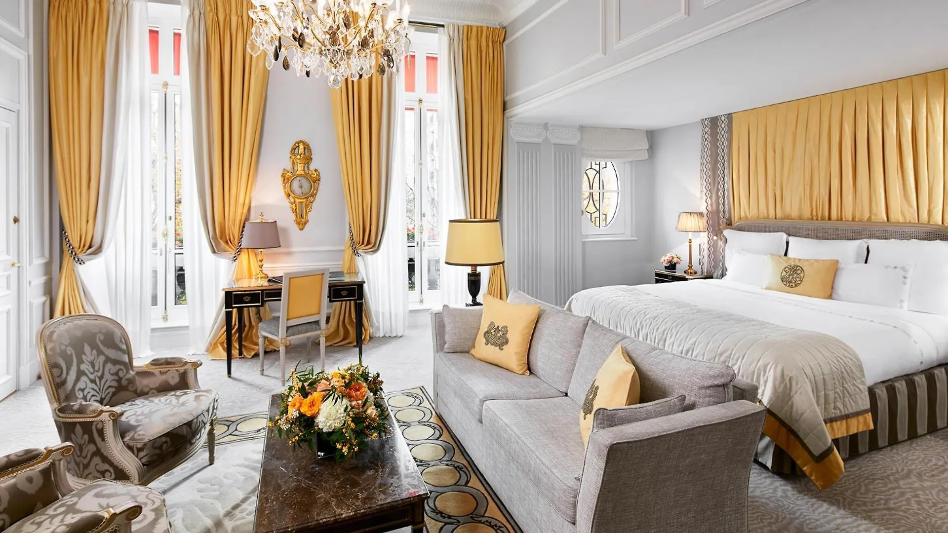 Hotel Hôtel Plaza Athénée - Dorchester Collection París