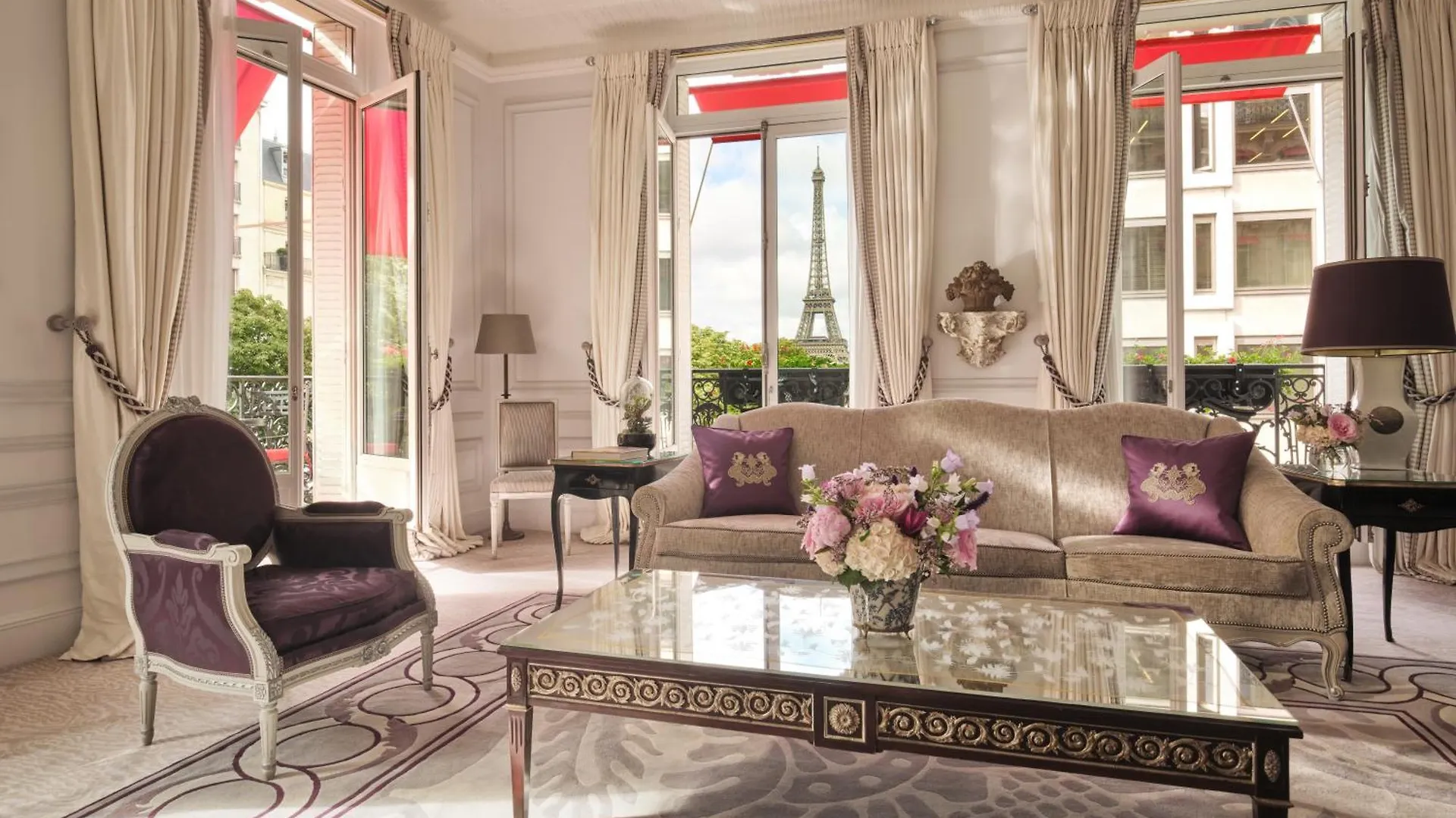 ***** Hotel Hôtel Plaza Athénée - Dorchester Collection París Francia