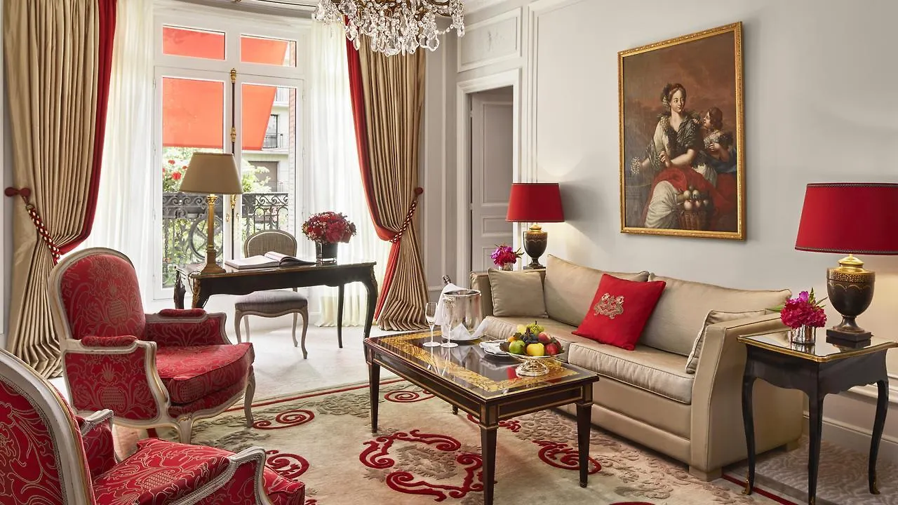 Hotel Plaza Athenee - Dorchester Collection Paříž 5*,  Francie