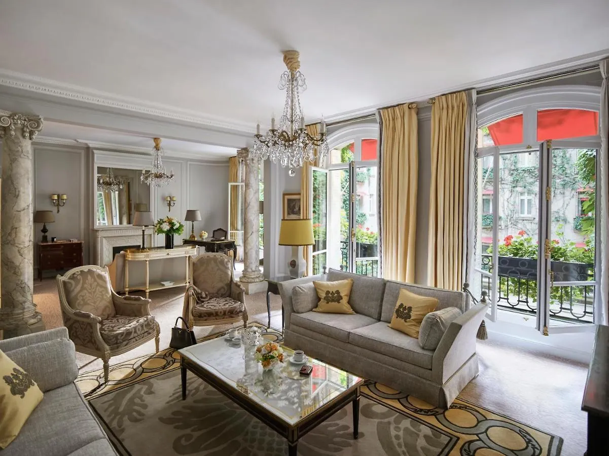 Hotel Plaza Athenee - Dorchester Collection Paříž 5*,  Francie